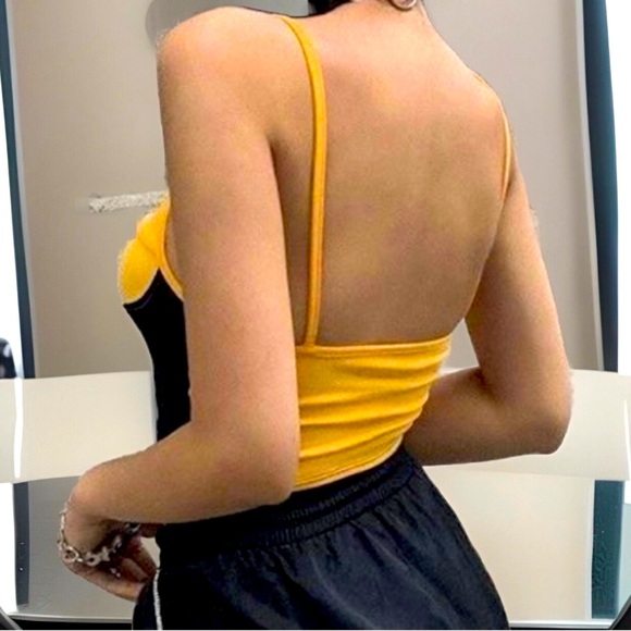 WRITTEN & DIRECTED BY QUENTIN TARANTINO Spaghetti Straps Tank Cami Top - Picture 7 of 11